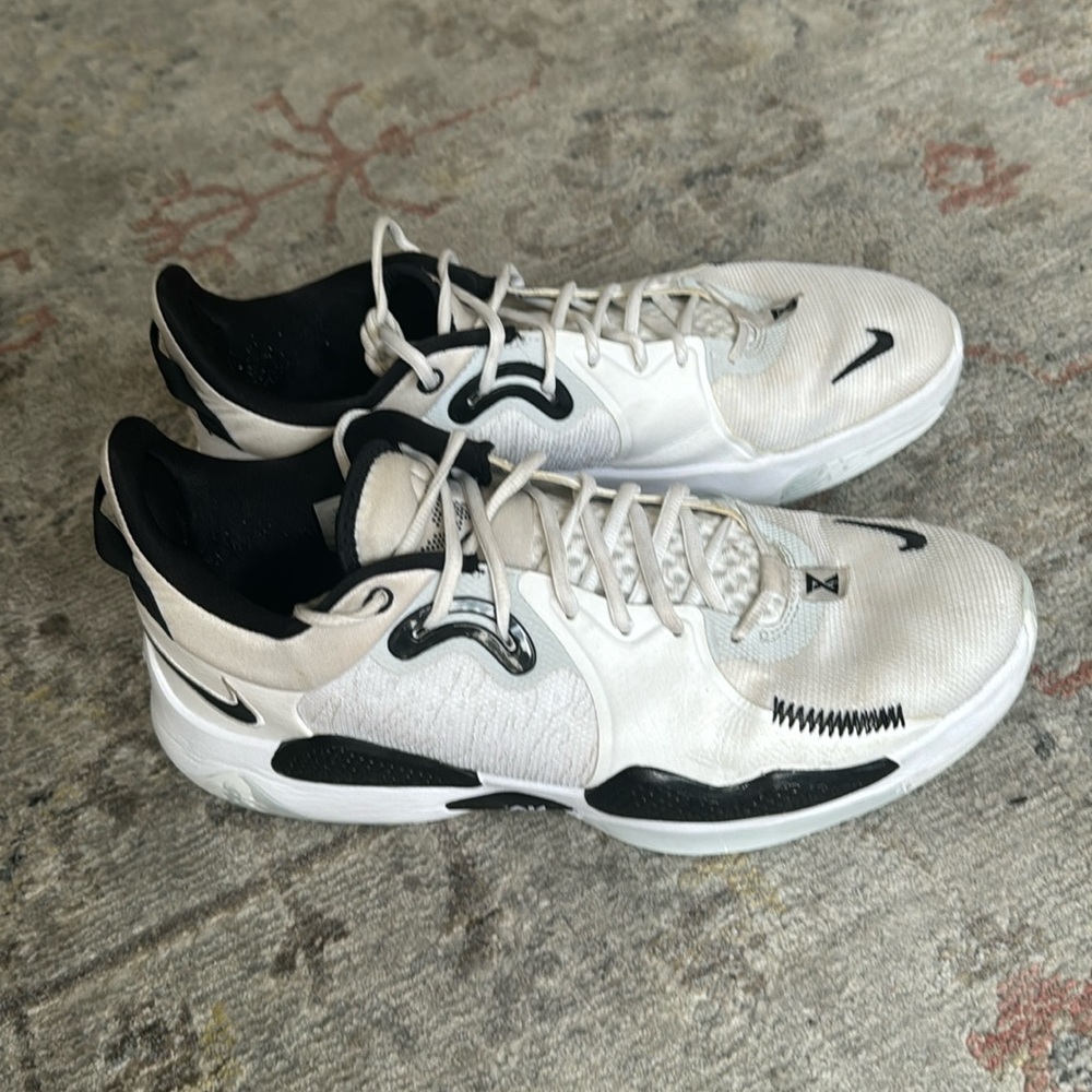 Paul George basketball shoe mens size 13